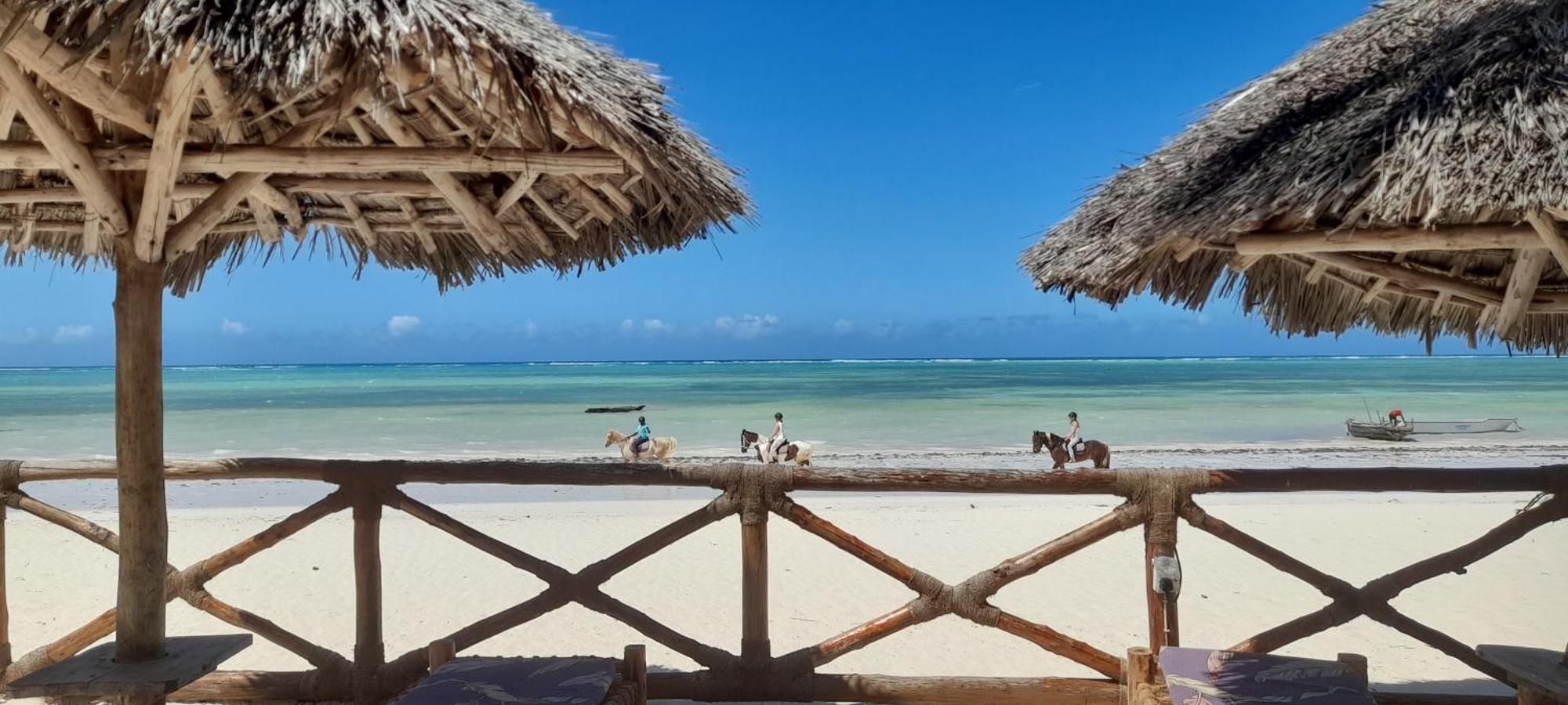 Sands Inn Hotel Pwani Mchangani Luaran gambar